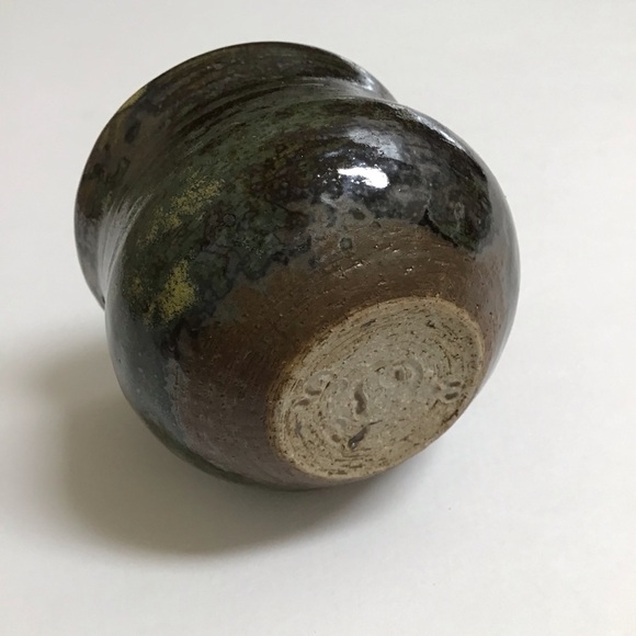 Studio Art Pottery Tea Bowl Sake Cup Handmade Green Glaze Brown Signed Vintage - Picture 15 of 16